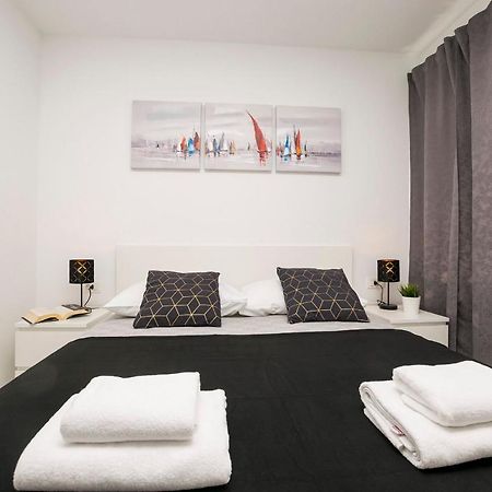 Apartments And Rooms Adriatic Suites Šibenik Exteriér fotografie