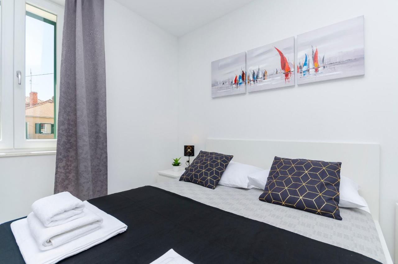 Apartments And Rooms Adriatic Suites Šibenik Exteriér fotografie